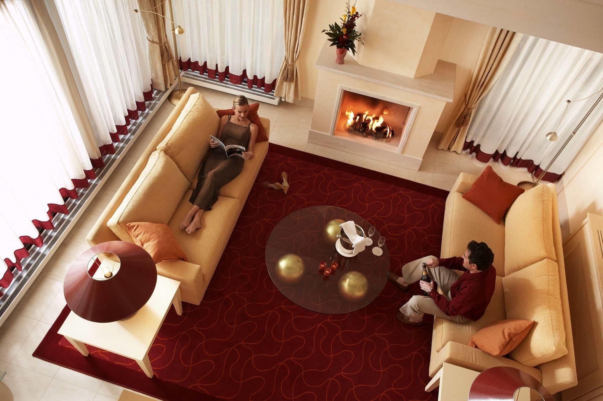 Casino 2000 - Adult Guests Only Hotel Мондорф-ле-Бен Интериор снимка